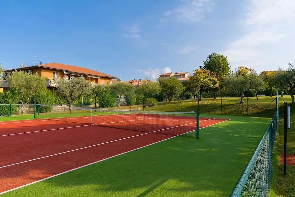 Tennis / Pool / Barbecue Bardolino Italien